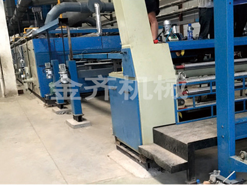 汽車內(nèi)飾無(wú)紡材料上膠線